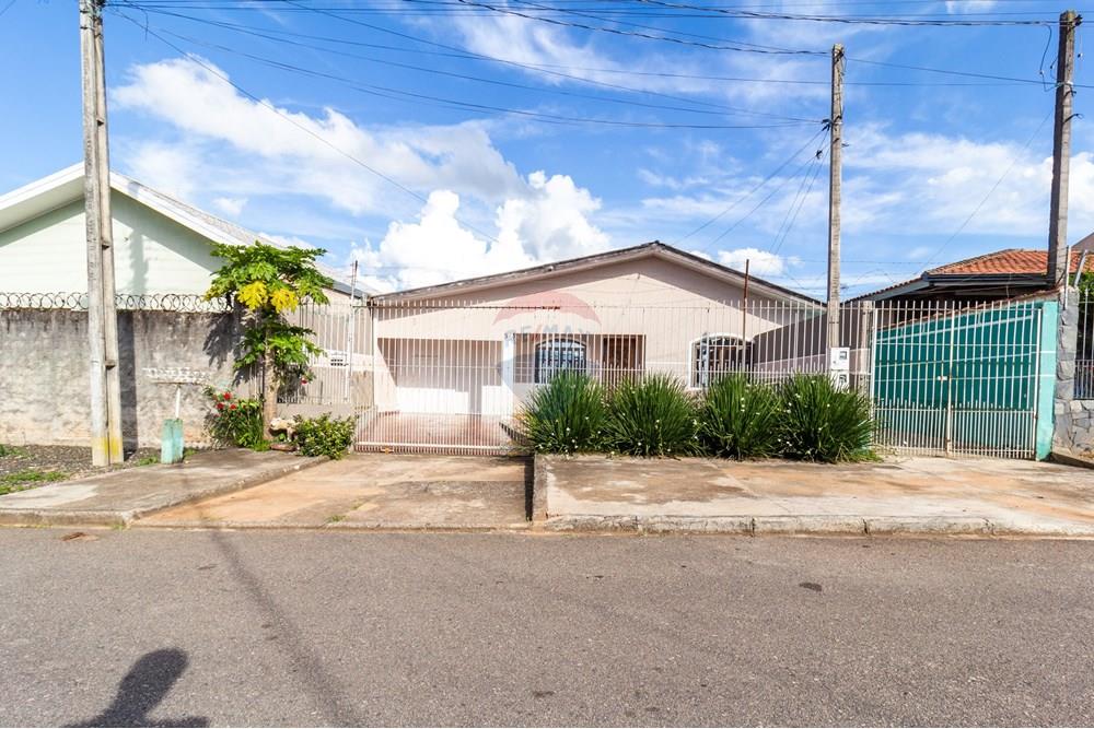 Casa à venda com 3 quartos, 360m² - Foto 1