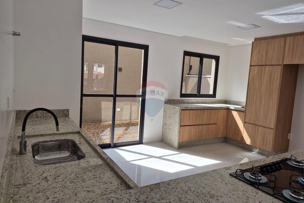 Triplex - Venda - Curitiba , Paraná - 005.jpg - 560501023-5