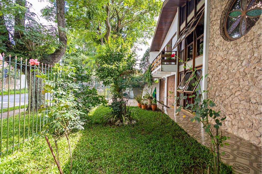 Terreno - Venda - Curitiba , Paraná - jardim frente casa 2.jpg - 560321161-9