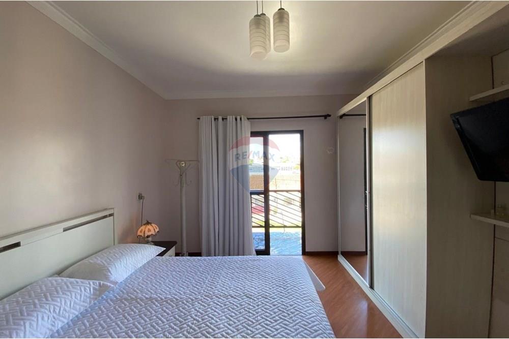 Sobrado - Venda - Curitiba , Paraná - WhatsApp Image 2025-03-06 at 14.59.17 (3).jpeg - 560251075-1