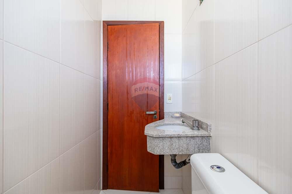 Casa à venda com 4 quartos, 120m² - Foto 49