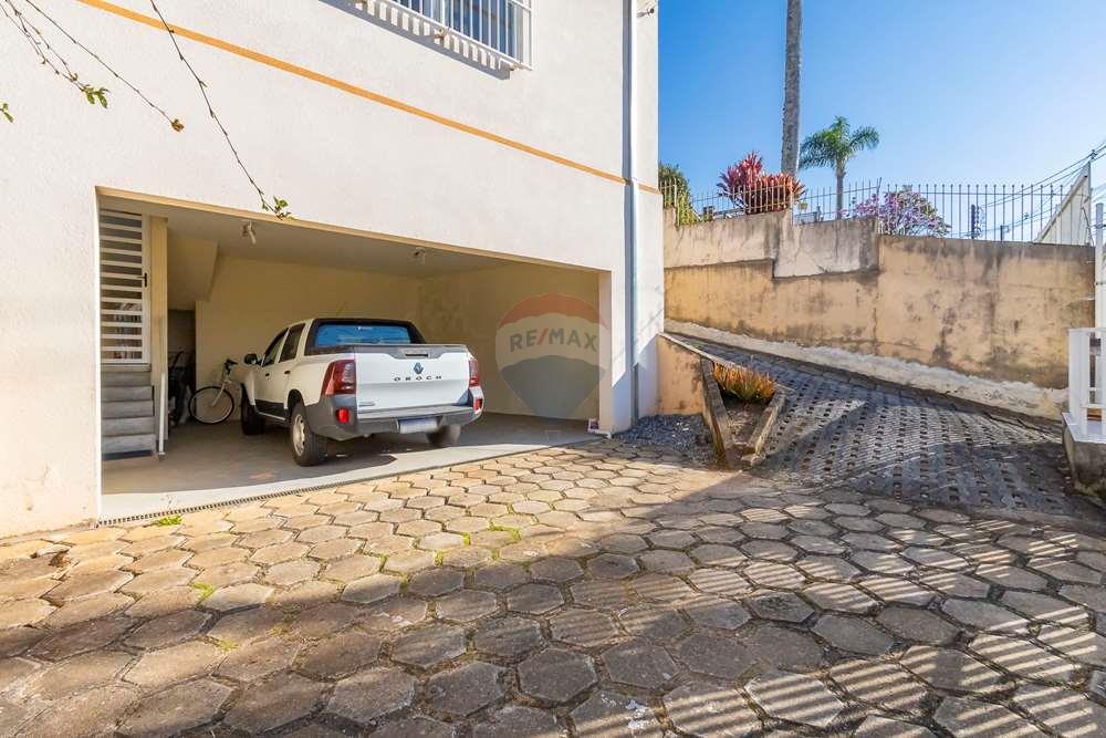 Casa à venda com 4 quartos, 307m² - Foto 52