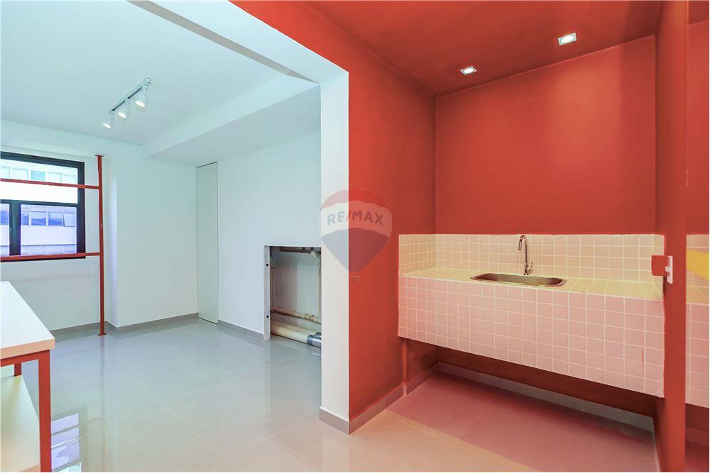 Wohnung - Kauf - Curitiba , Paraná - Waschküche - 560471004-6