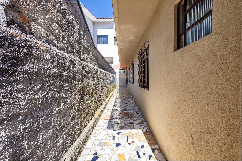 Casa - Venda - Curitiba , Paraná - Lateral dir. 46.jpg - 560431040-2