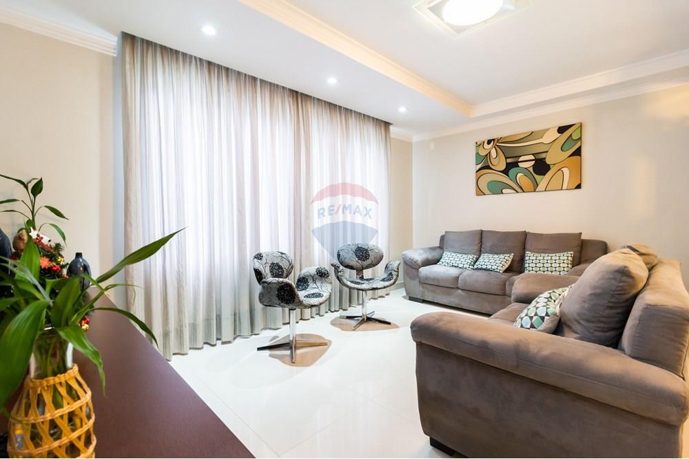 Sobrado à venda com 3 quartos, 200m² - Foto 12