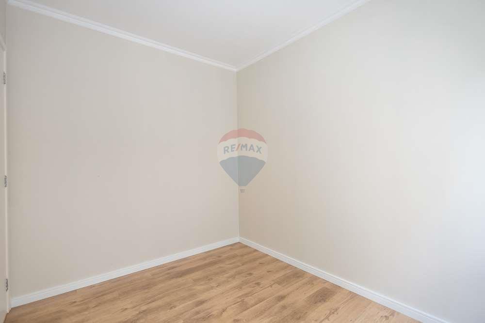 Apartamento à venda com 2 quartos, 40m² - Foto 18