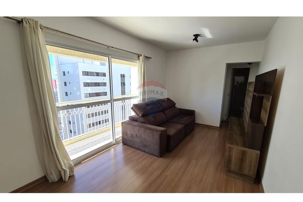 Apartamento à venda com 1 quarto, 50m² - Foto 3