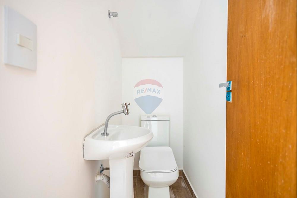 Sobrado - Venda - Curitiba , Paraná - IMG_8754_1.jpg - Banheiro - 560431051-21