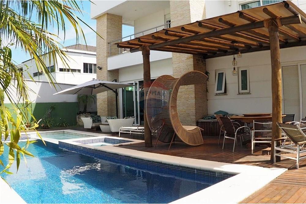 Casa - Venda - Pinhais , Paraná - Pool.jpg - 560501007-6