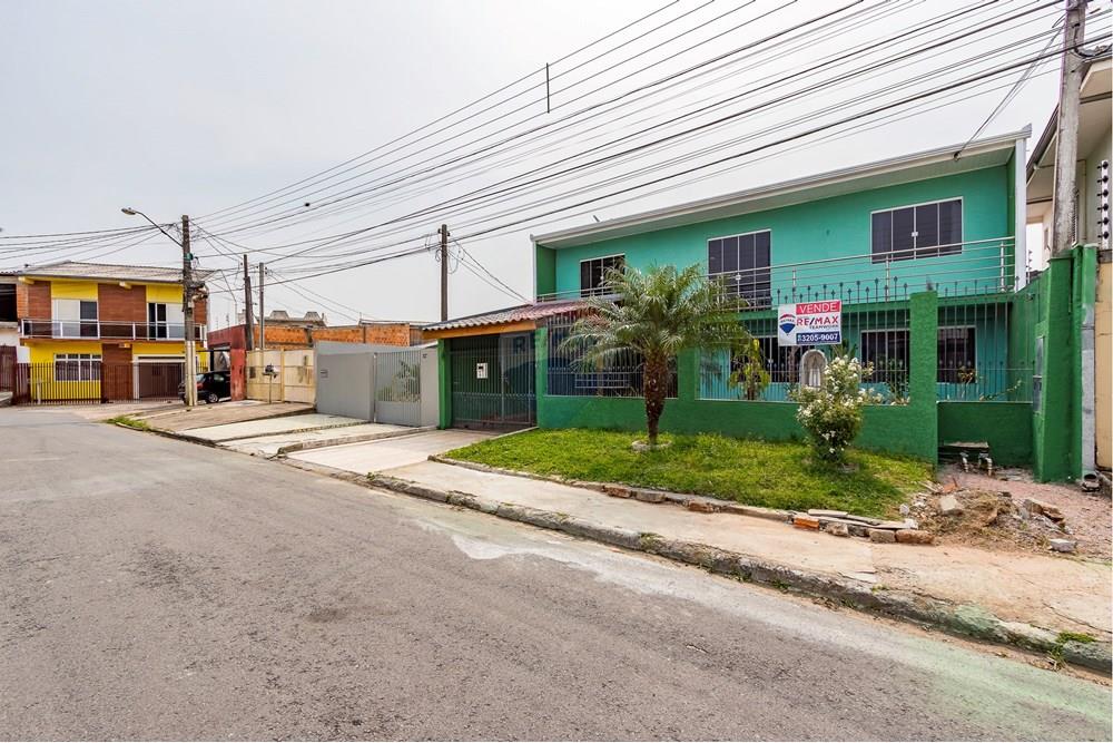 Sobrado à venda com 6 quartos, 199m² - Foto 4