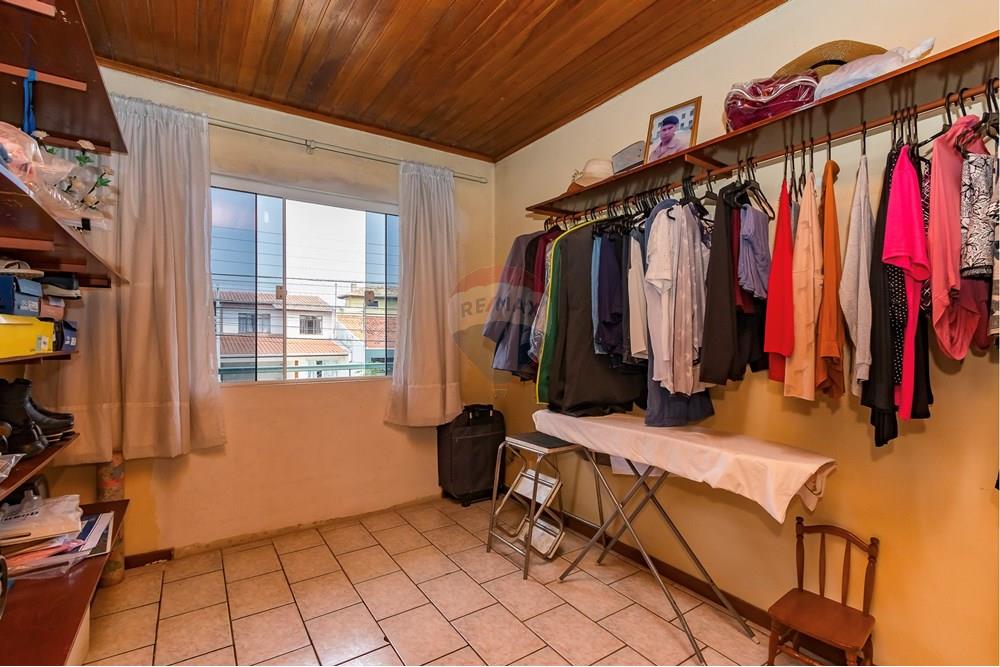 Sobrado à venda com 6 quartos, 199m² - Foto 42