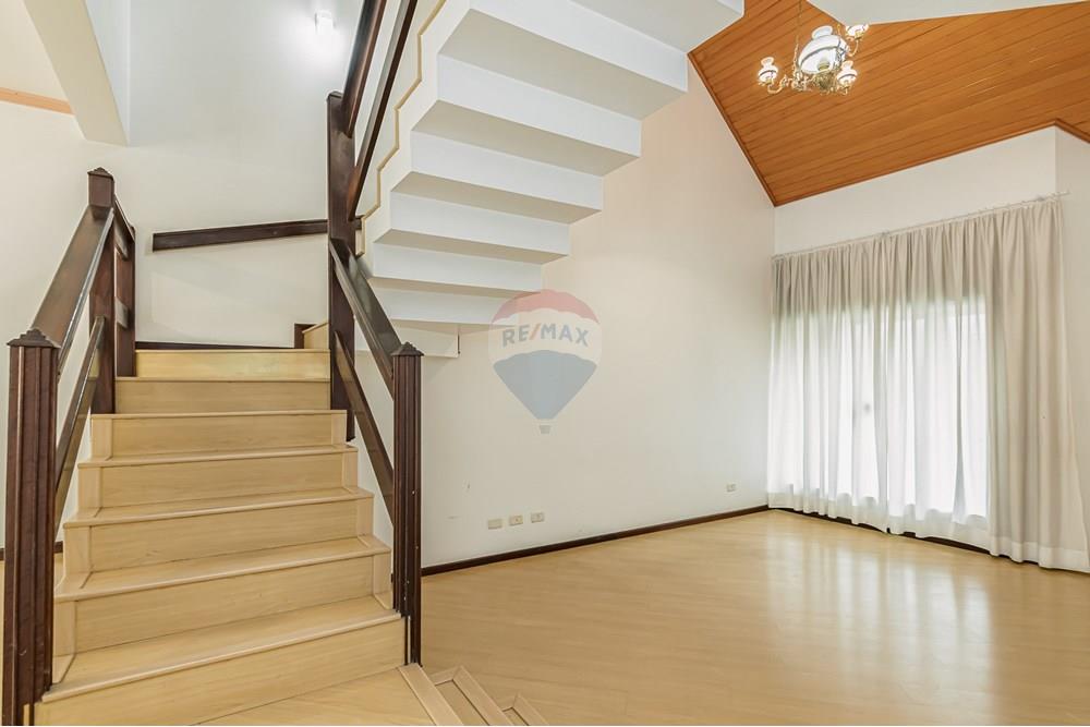 Sobrado - Venda - Curitiba , Paraná - rua Hellen Keller 418-15.jpg - 560331069-73