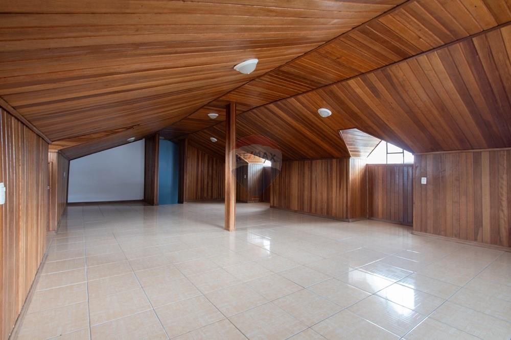 Sobrado - Venda - Curitiba , Paraná - DSC02191.jpg - 560461004-25