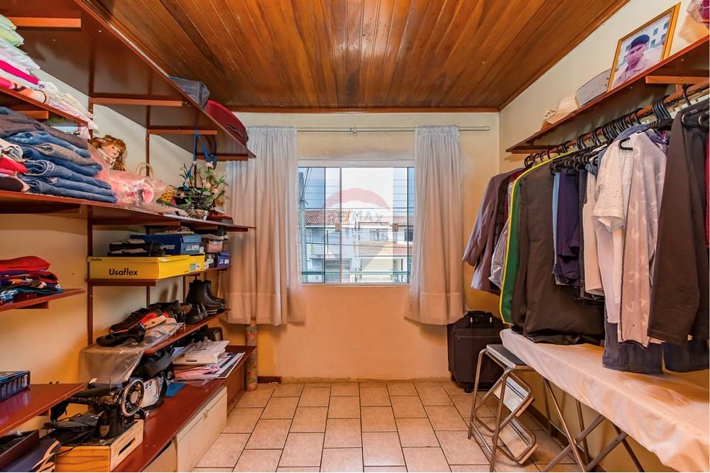 Sobrado à venda com 6 quartos, 199m² - Foto 41