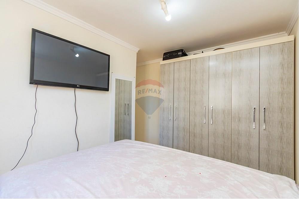 Apartamento à venda com 2 quartos, 43m² - Foto 17