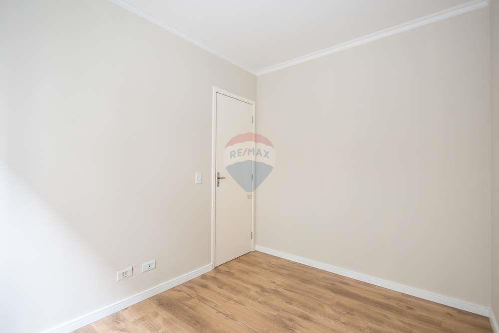 Apartamento à venda com 2 quartos, 40m² - Foto 17