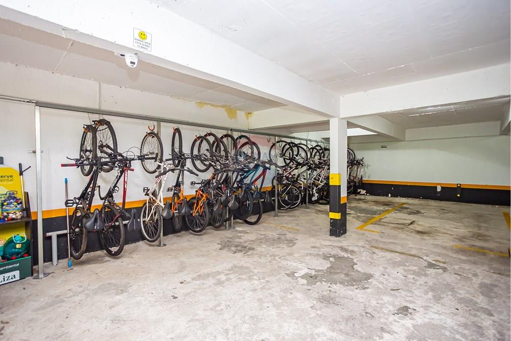 Apartamento - Venda - Curitiba , Paraná - 32. Bicicletário.jpg - Garagem - 560331110-17
