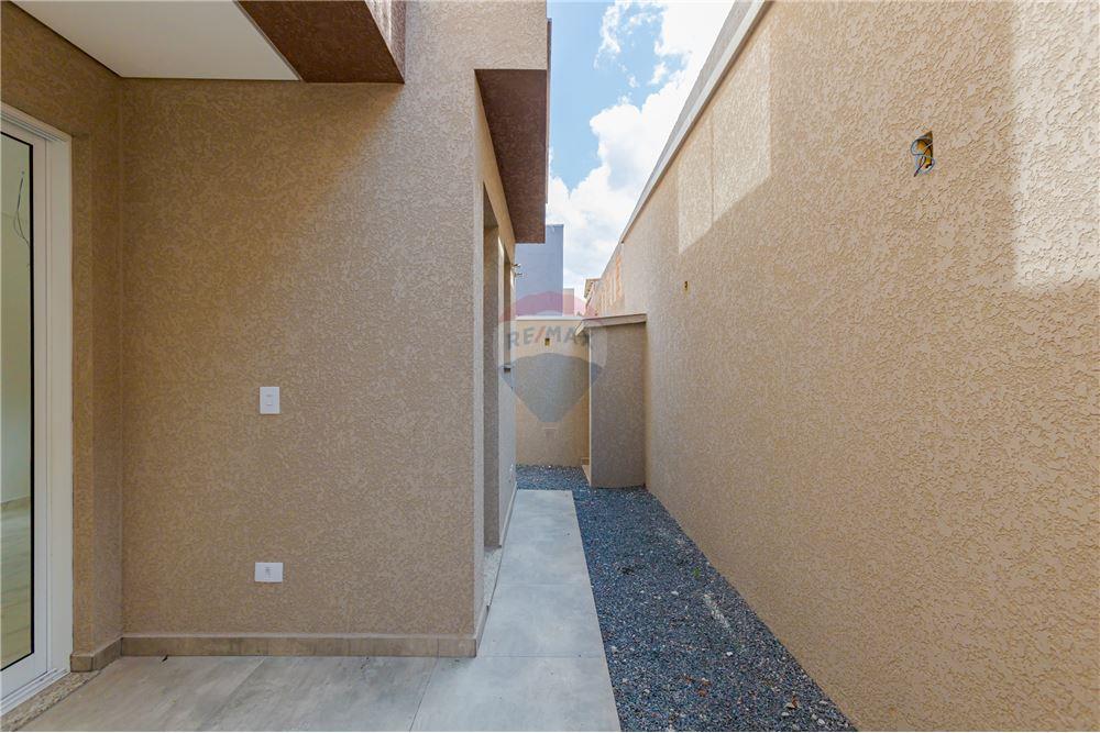 Sobrado à venda com 3 quartos, 125m² - Foto 2