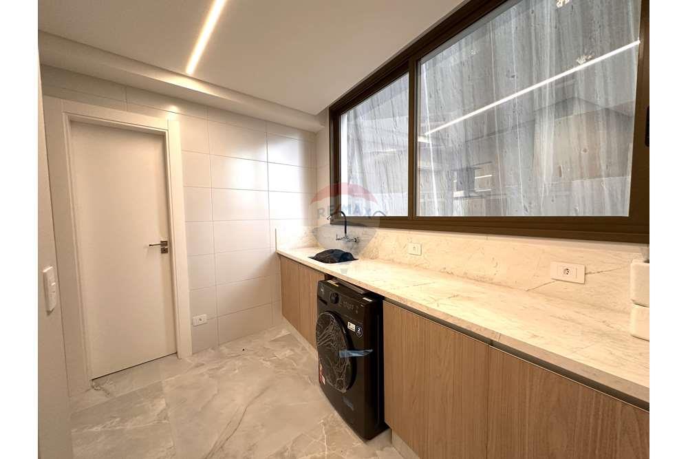 Apartamento à venda com 3 quartos, 239m² - Foto 15