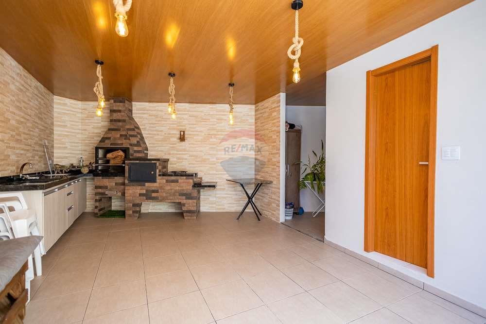 Casa à venda com 4 quartos, 120m² - Foto 17