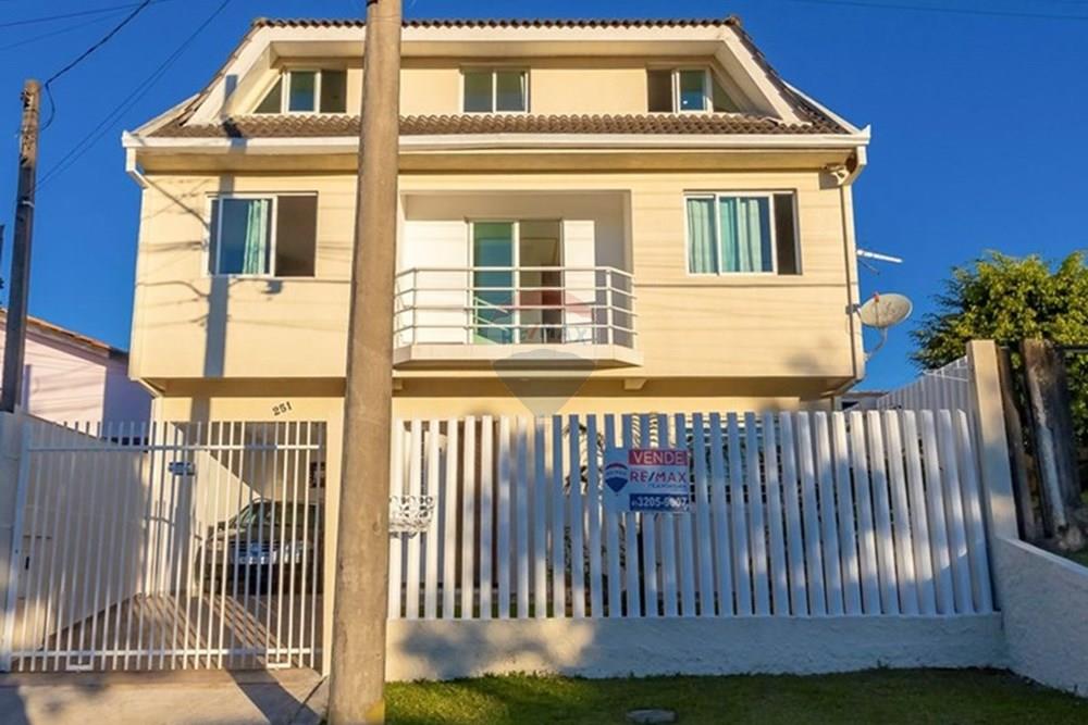 Sobrado à venda com 5 quartos, 186m² - Foto 1