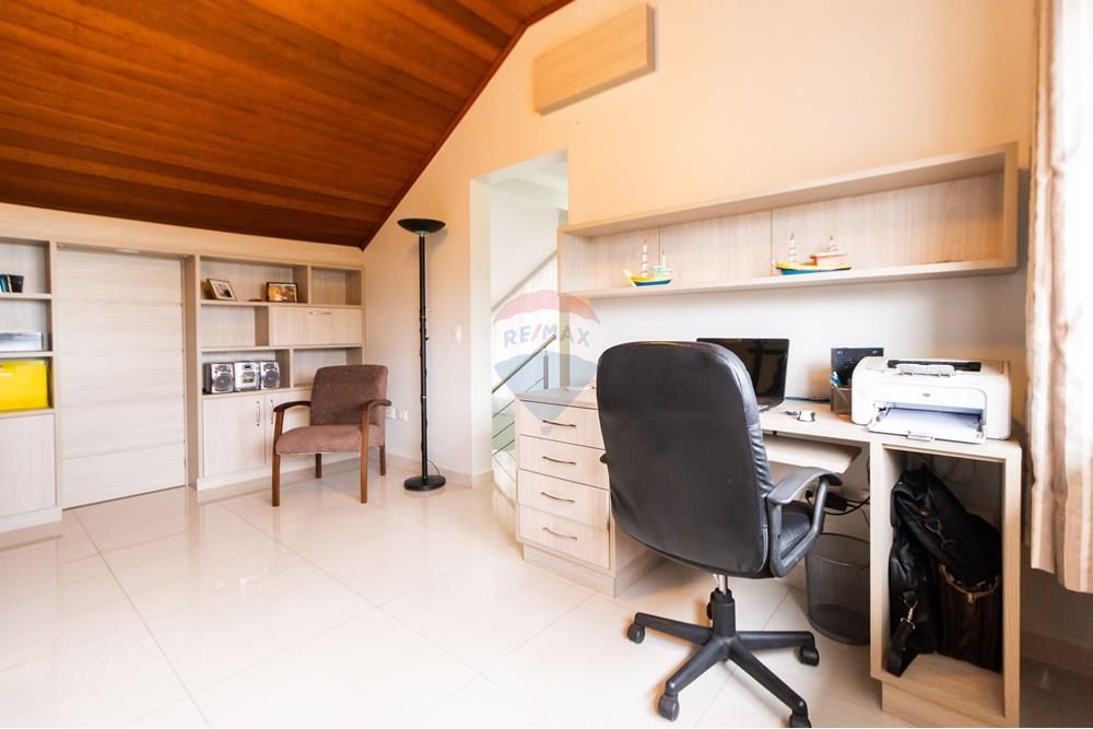 Sobrado à venda com 3 quartos, 200m² - Foto 31