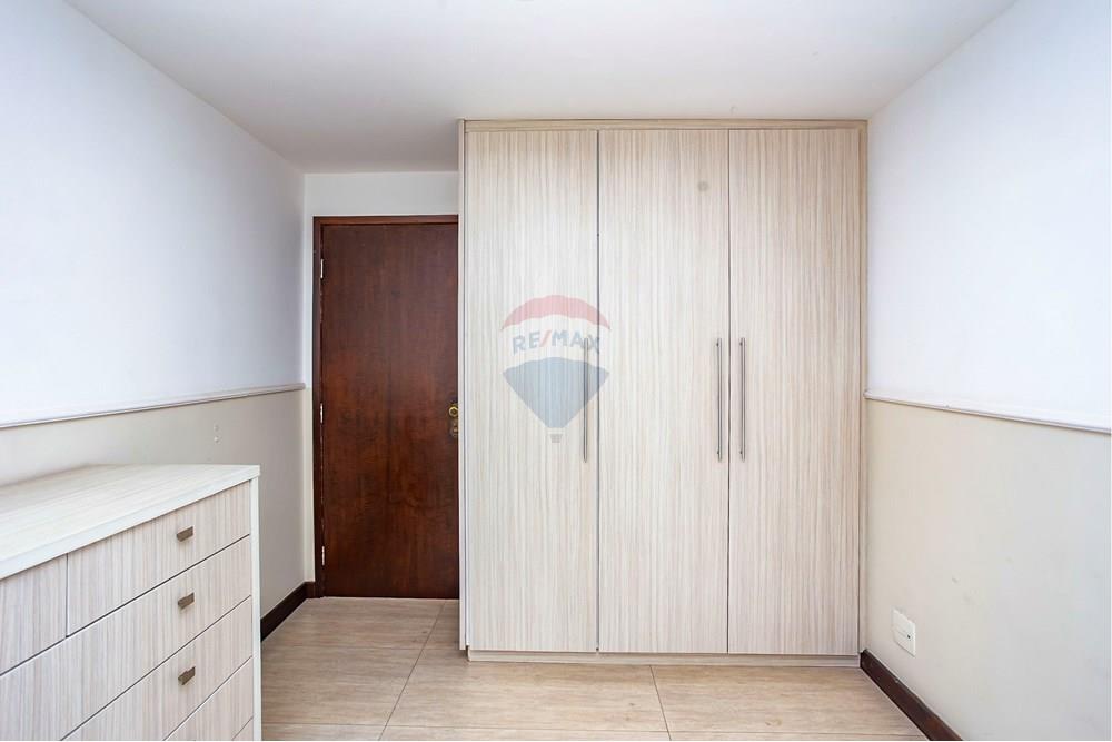 Apartamento à venda com 2 quartos, 65m² - Foto 14