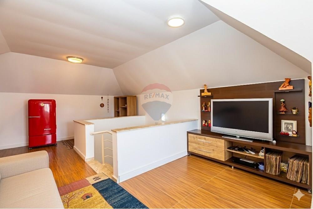 Casa - Venda - Curitiba , Paraná - Gemini_Generated_Image_j5jow9j5jow9j5jo (1).jpeg - 560431033-20