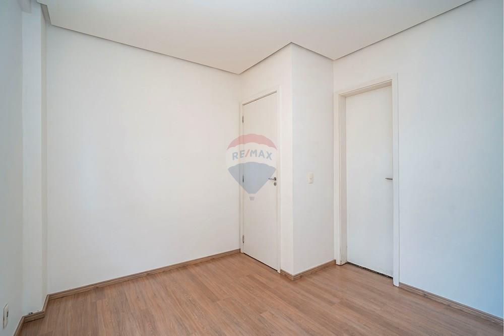 Apartamento à venda com 3 quartos, 98m² - Foto 4