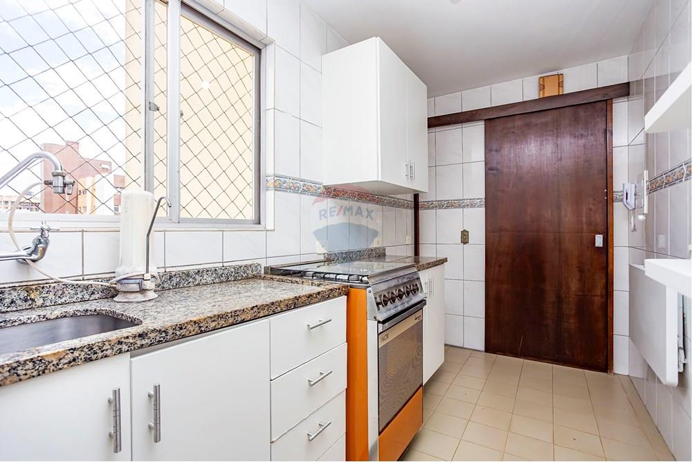 Apartamento à venda com 2 quartos, 65m² - Foto 26