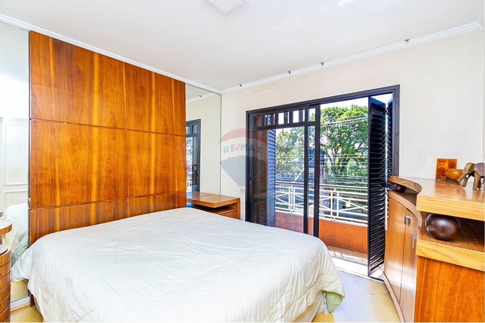 Sobrado - Venda - Curitiba , Paraná - IMG_2158_1.jpg - Quarto principal - 560431051-2