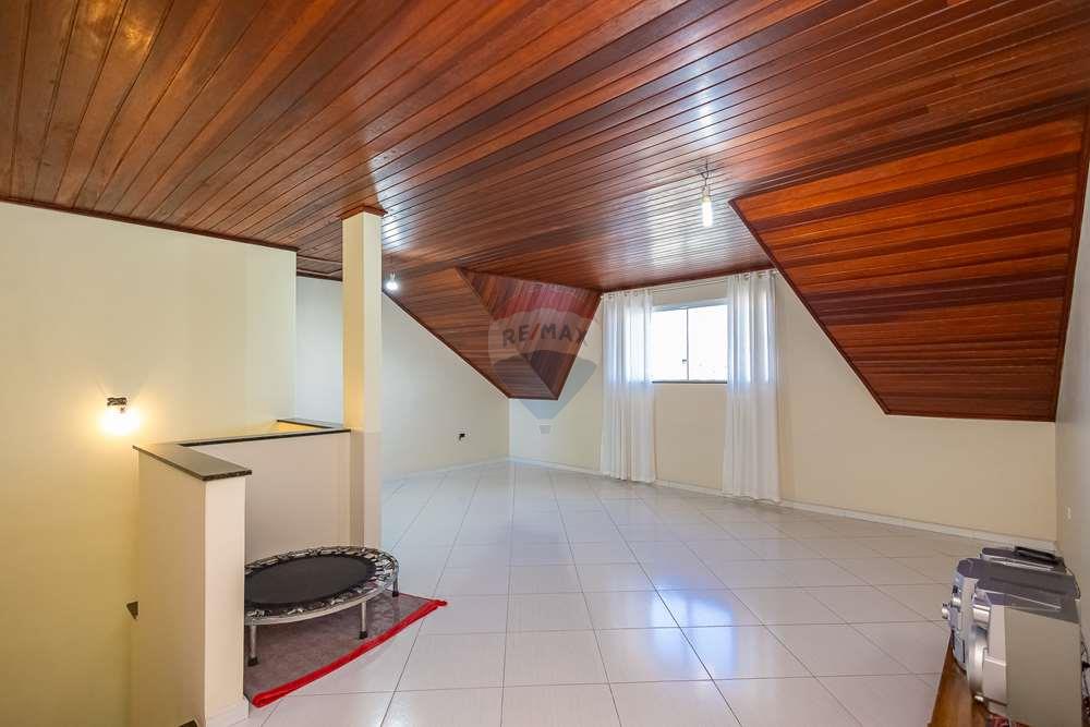 Casa à venda com 4 quartos, 120m² - Foto 43