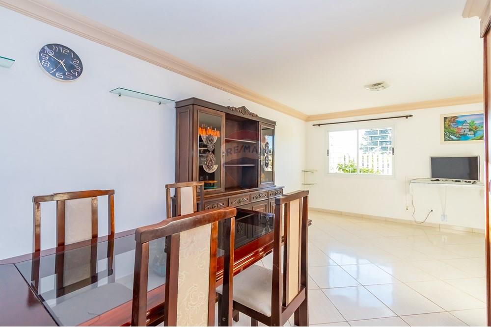 Sobrado à venda com 5 quartos, 186m² - Foto 4