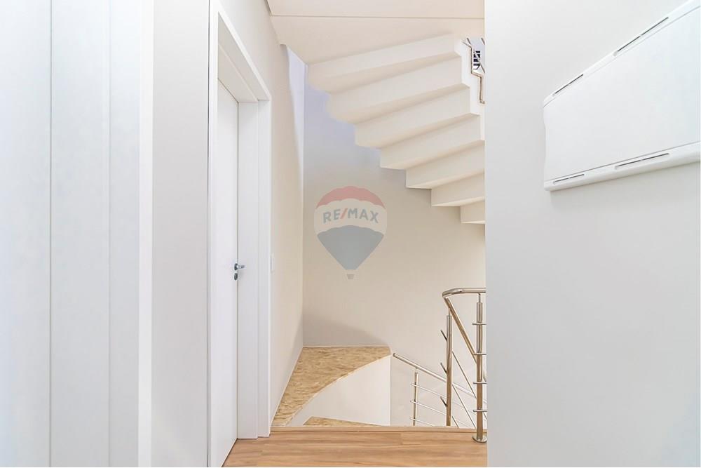 Sobrado - Venda - Curitiba , Paraná - IMG_1054_1.jpg - 560441032-13