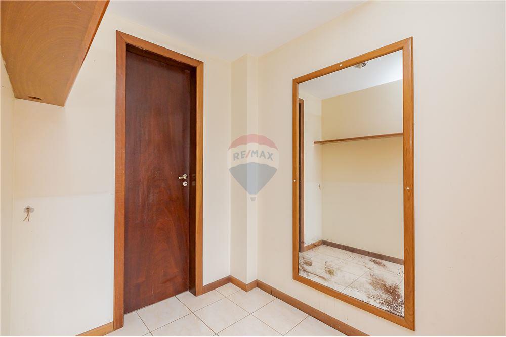 Sobrado - Venda - Curitiba , Paraná - 32 - 560251041-20