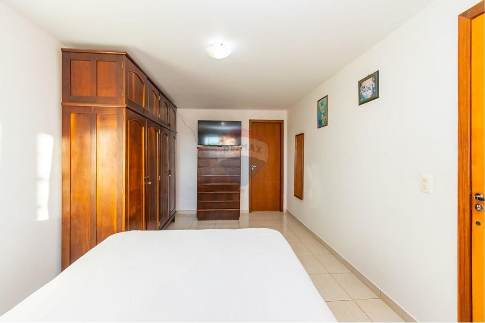 Sobrado à venda com 5 quartos, 186m² - Foto 8