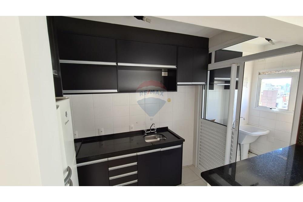 Apartamento à venda com 1 quarto, 50m² - Foto 9