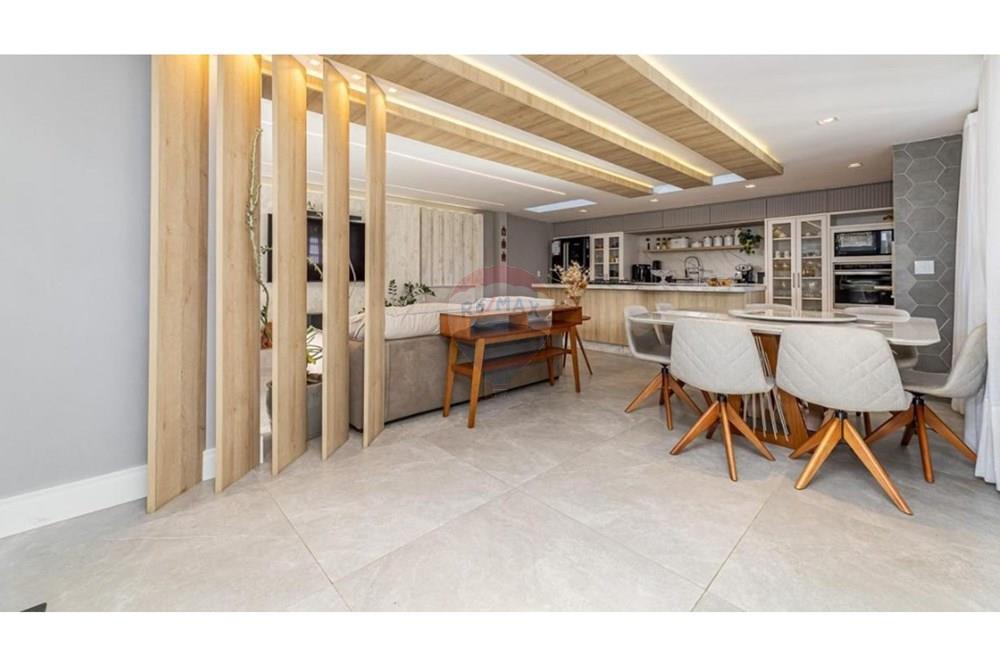 Sobrado à venda com 3 quartos, 185m² - Foto 2