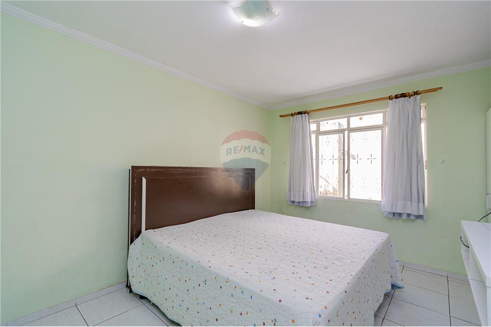 Casa à venda com 4 quartos, 360m² - Foto 16