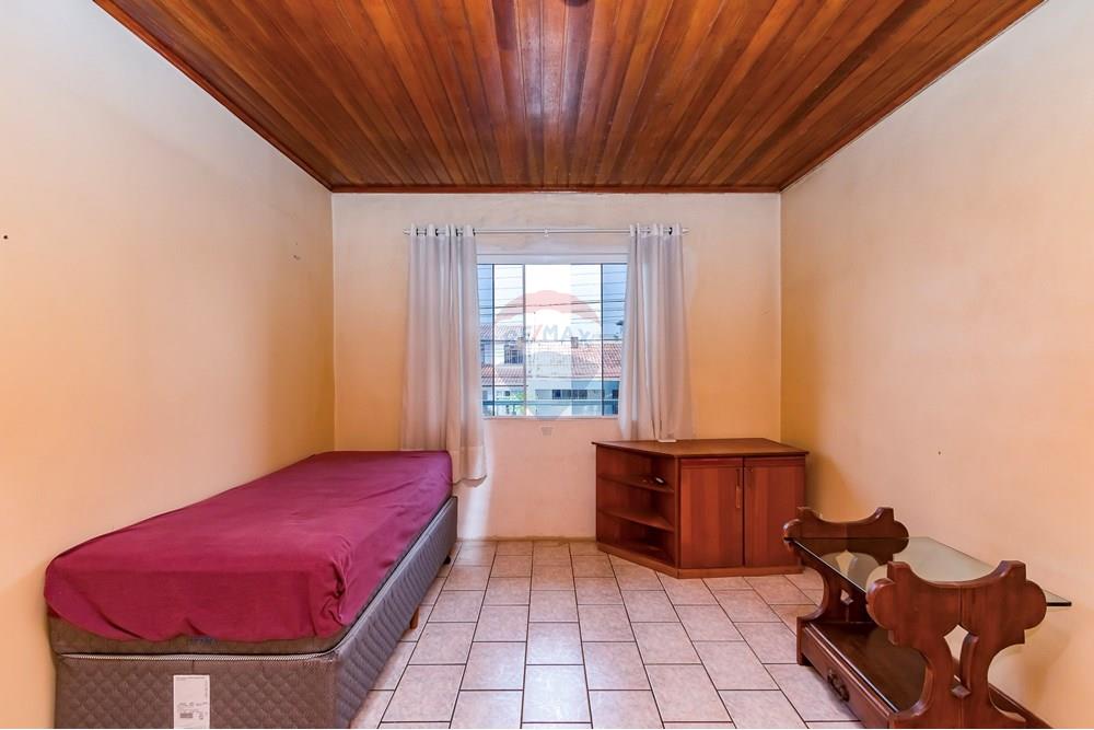 Sobrado à venda com 6 quartos, 199m² - Foto 63