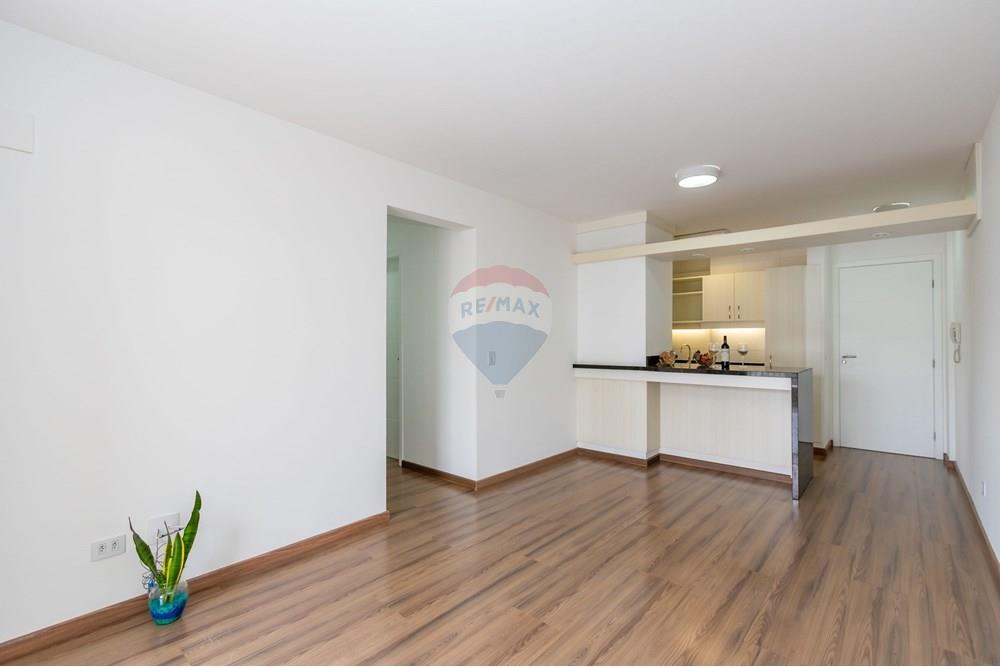 Apartamento à venda com 3 quartos, 79m² - Foto 1