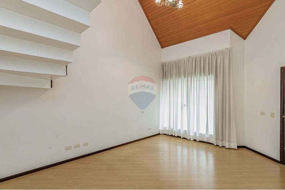 Sobrado - Venda - Curitiba , Paraná - rua Hellen Keller 418-10.jpg - 560331069-73