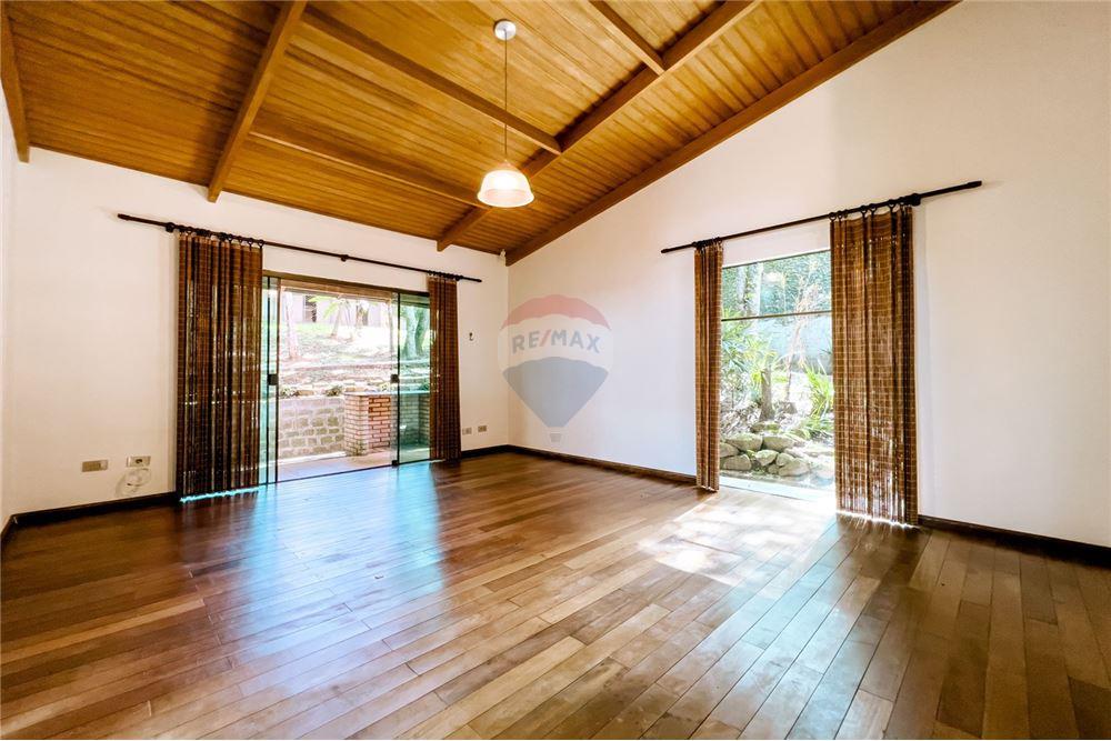 Casa - Alugar - Curitiba , Paraná - 4 - 560411052-102