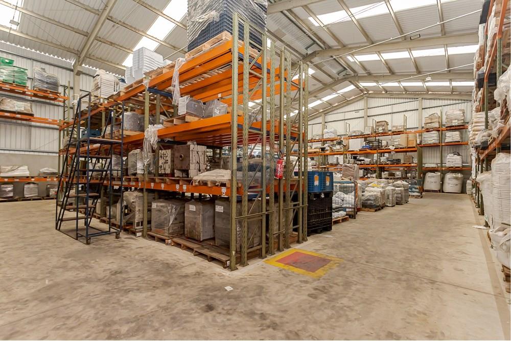 Galpão - Alugar - Curitiba , Paraná - IMG_2213.jpg - 560251029-57