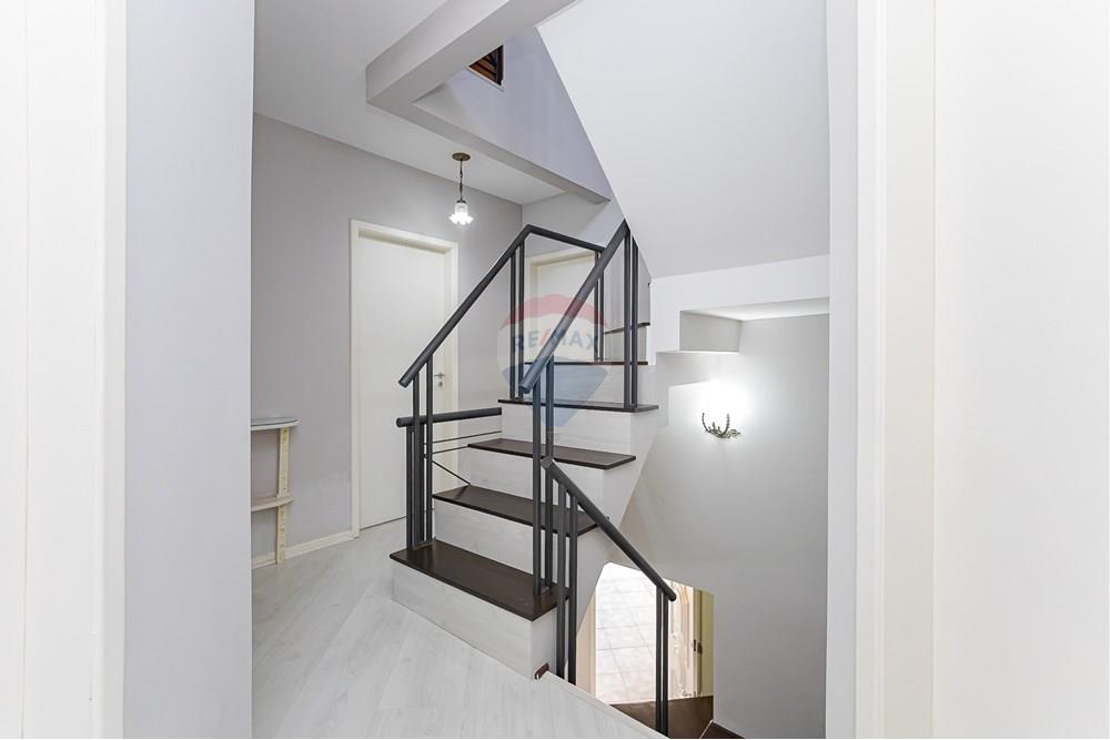 Sobrado - Venda - Curitiba , Paraná - IMG_0056.jpg - 560321141-2