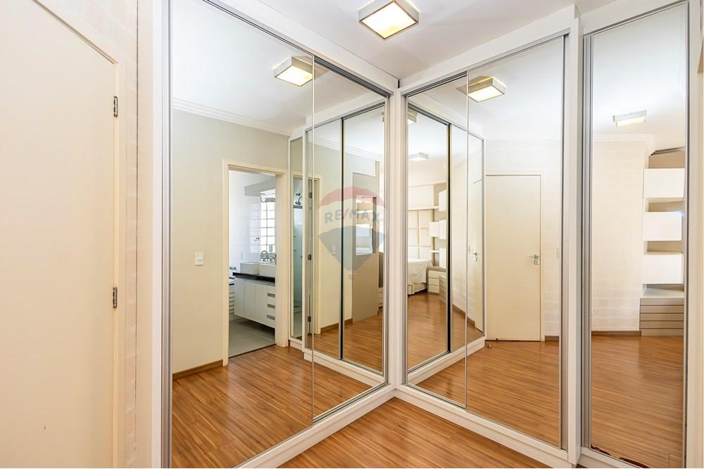 Sobrado - Venda - Curitiba , Paraná - 17 closet.jpg - 560341101-16