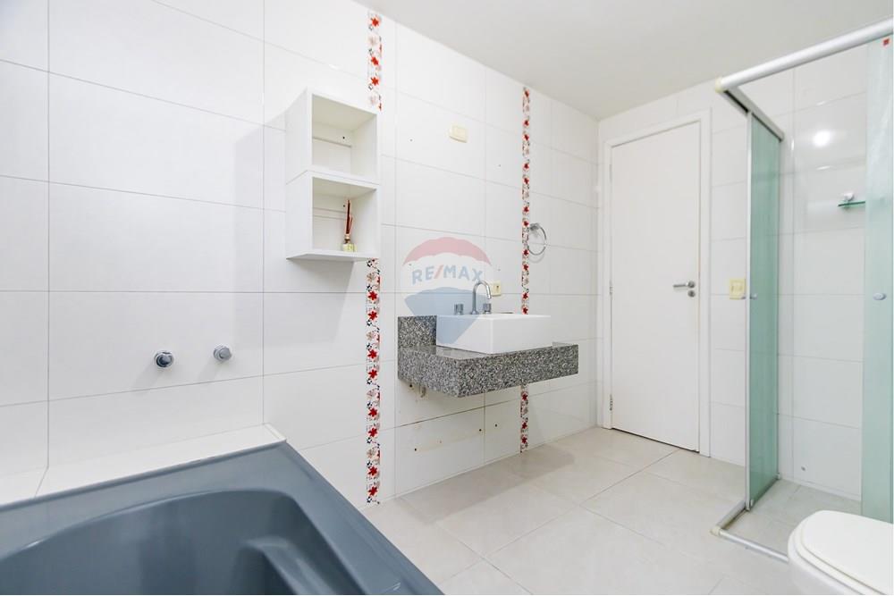 Casa - Venda - Curitiba , Paraná - 24 BWC da Suite.jpg - 560341137-5