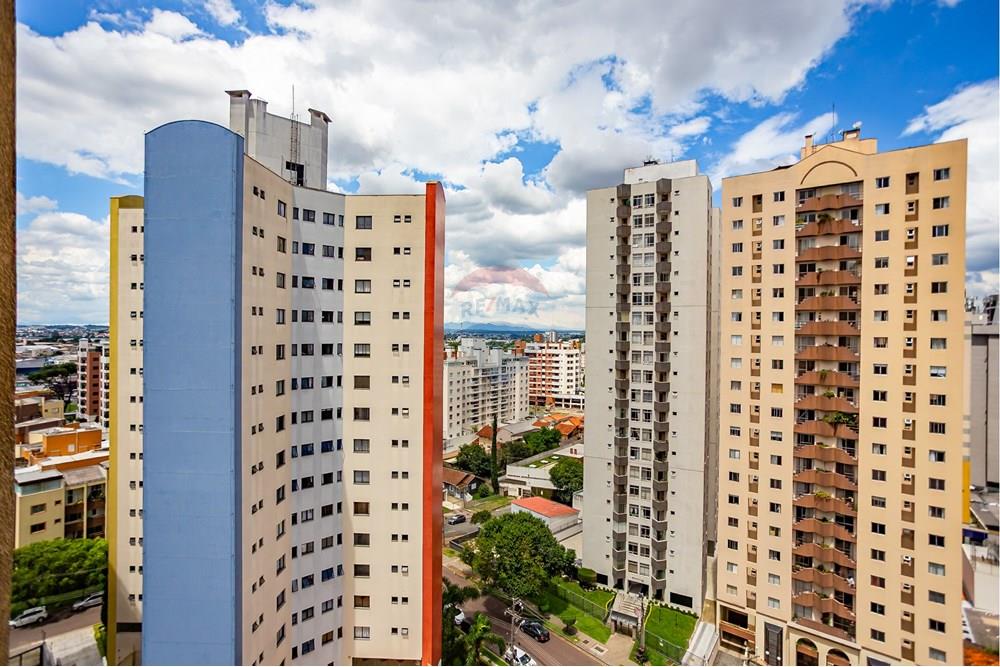 Apartamento à venda com 2 quartos, 65m² - Foto 12