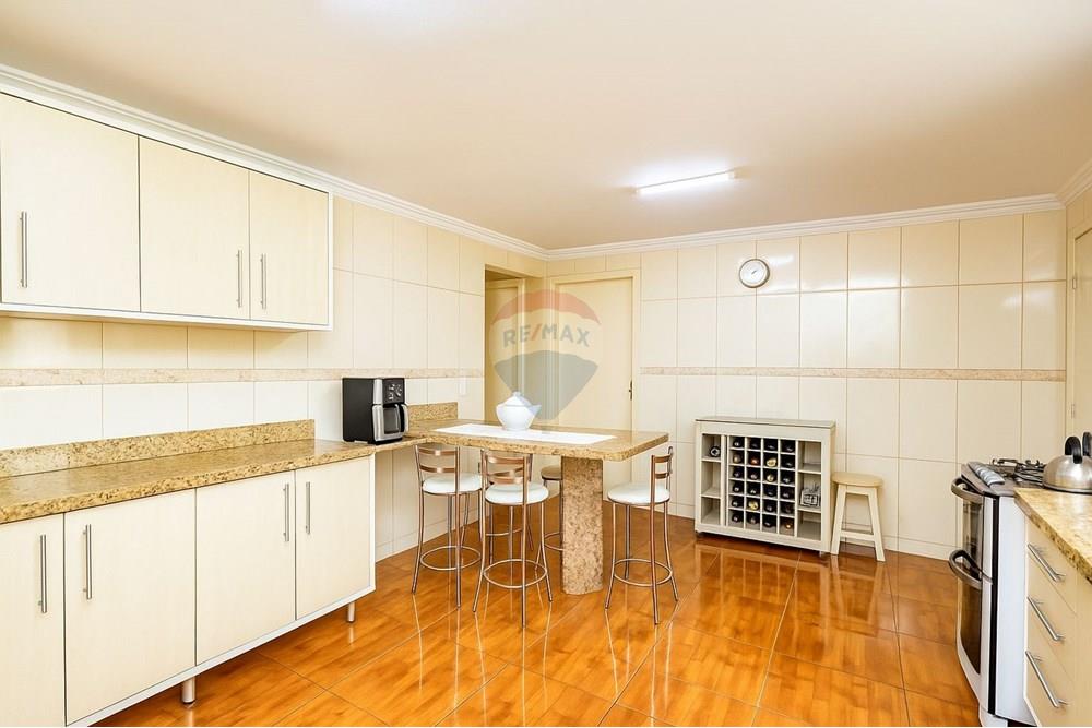 Casa - Venda - Curitiba , Paraná - WhatsApp Image 2025-11-07 at 23.30.12 (1).jpeg - 560351160-2