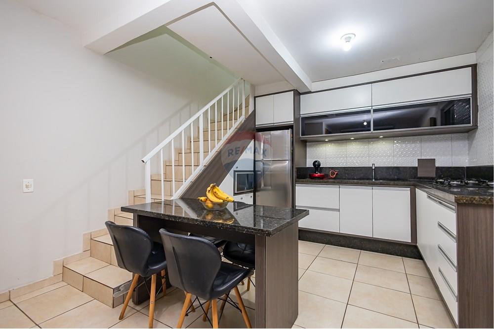 Sobrado à venda com 2 quartos, 65m² - Foto 5